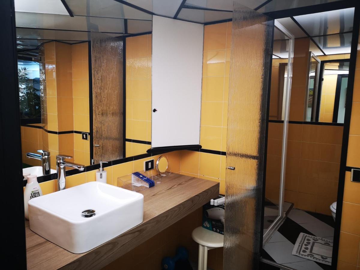 Corte Lambruschini Central Apartment With Free Covered Parking Genua Exteriör bild